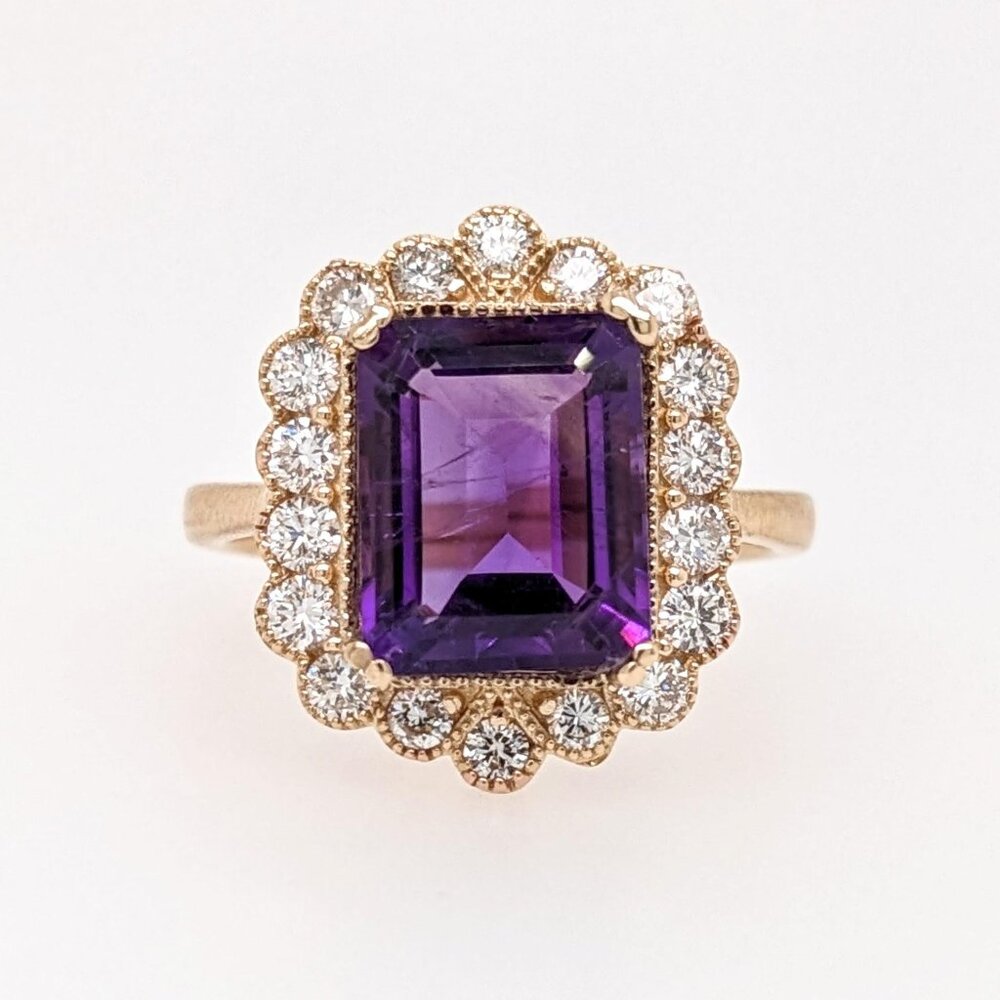 3.2cts Zambian Amethyst Ring in Solid 14K Gold with Natural Diamond Halo
